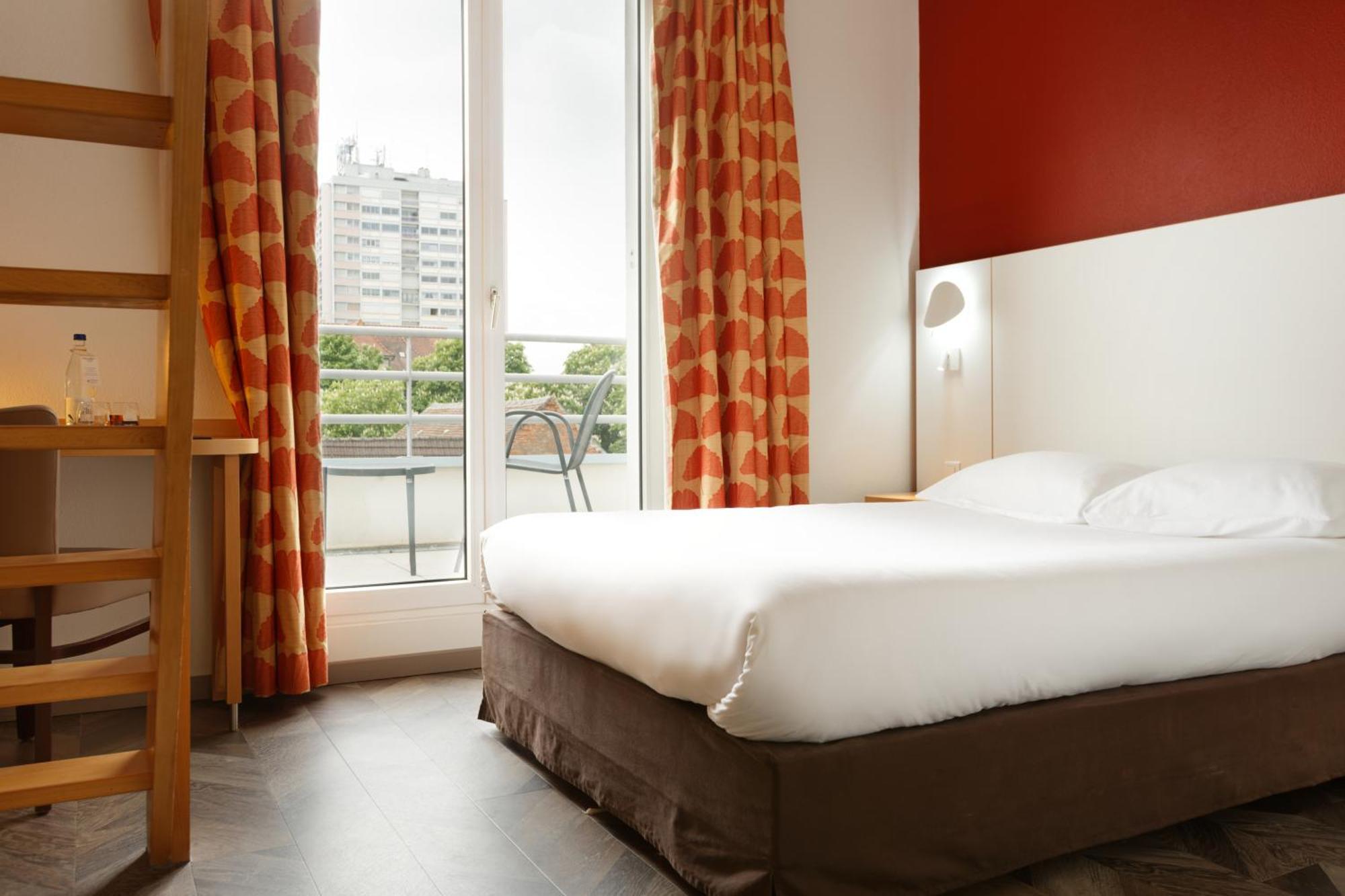 Logis Hotel Beausejour กอลมาร์ ภายนอก รูปภาพ