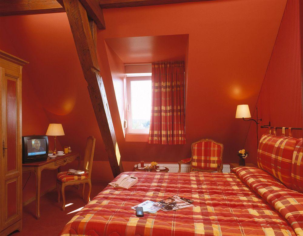 Logis Hotel Beausejour กอลมาร์ ภายนอก รูปภาพ