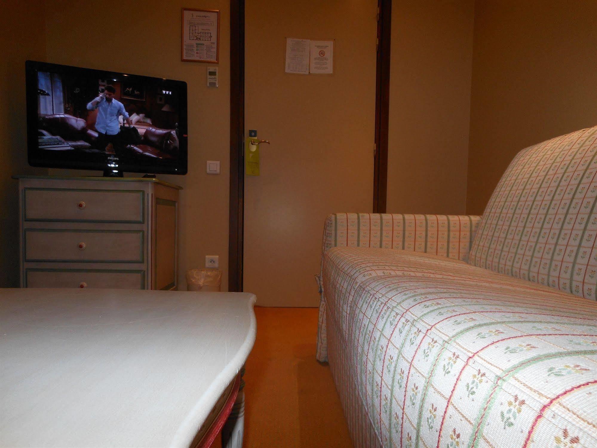 Logis Hotel Beausejour กอลมาร์ ภายนอก รูปภาพ